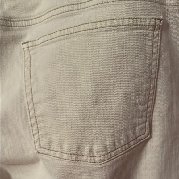 Eileen Fisher Women's Raw Hem Cream Ankle Jeans 5 Pocket Organic Size 16 - Picture 9 of 11